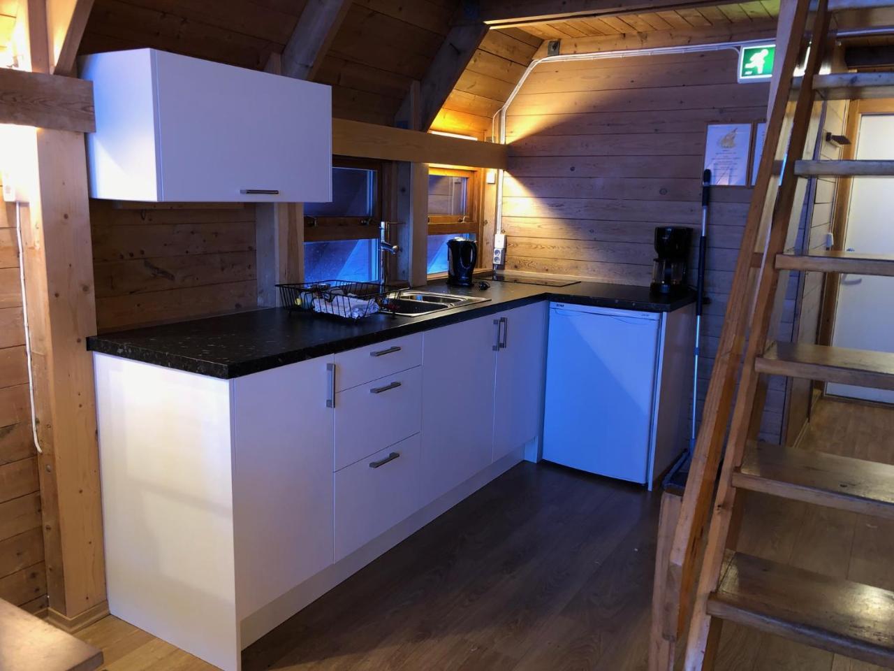Lofoten Feriesenter Svolvaer Exterior photo
